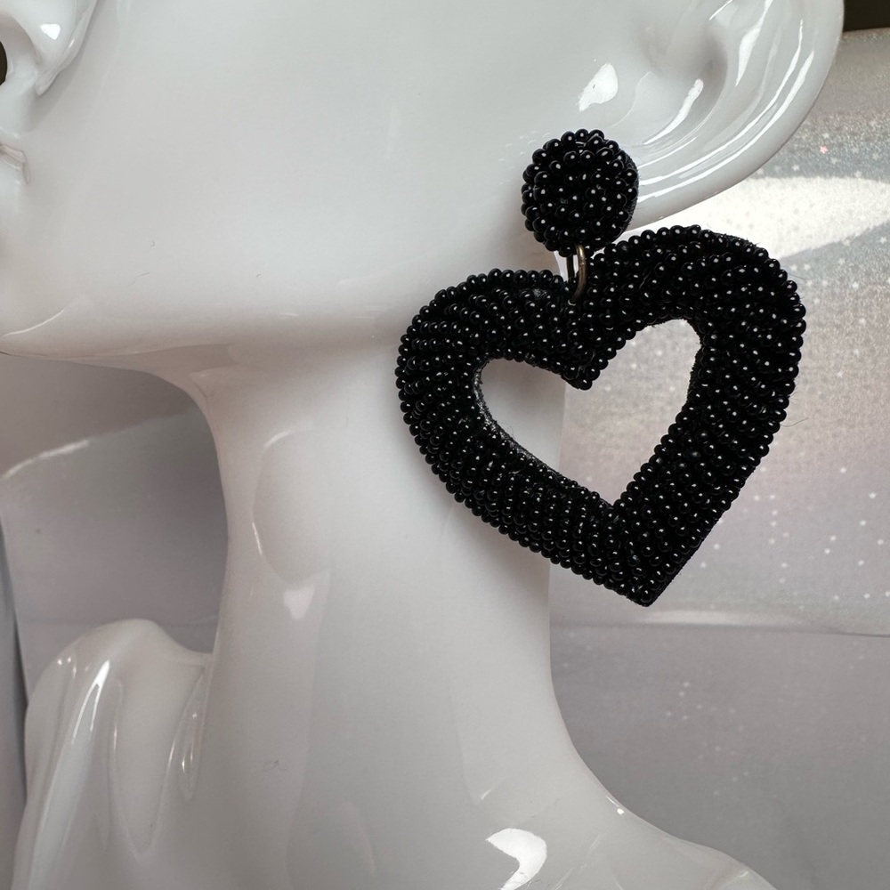 nOir Jewelry | Black Beaded Heart Earrings | NWT